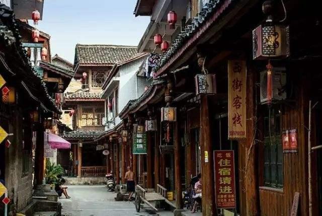 厦门巨影影业|不负韶华正当时,砥砺前行攀高峰